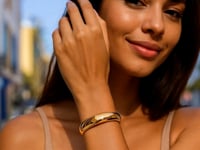 Classic Bangle in 14k Yellow Gold (13.50 mm)